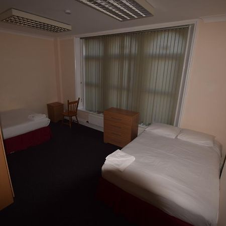 York Hotel Илфорд Экстерьер фото