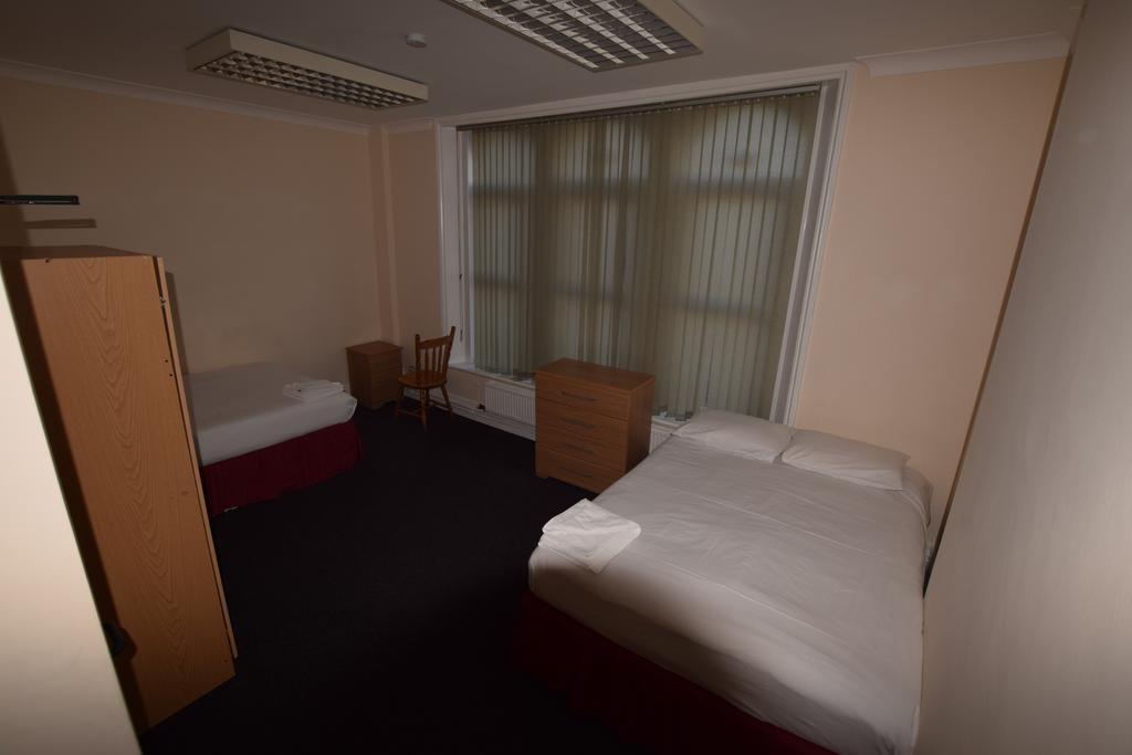 York Hotel Илфорд Экстерьер фото