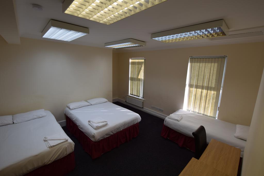 York Hotel Илфорд Экстерьер фото